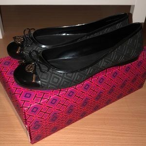 Black Tory Burch Flats (Rubber)